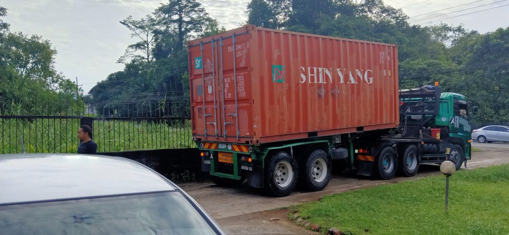 Core tray arrival NBG Office 27 Nov 2021